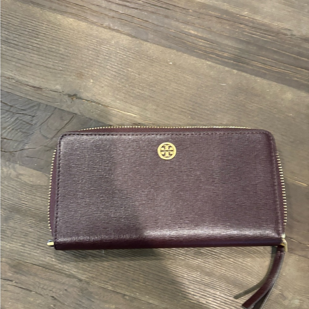 Tory Burch Aubergine Leather Zip Wallet